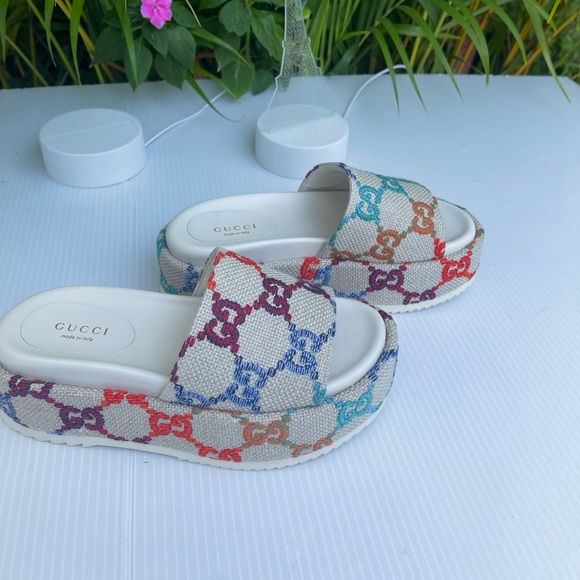 Authentic Angelina - Picture 5 of 9